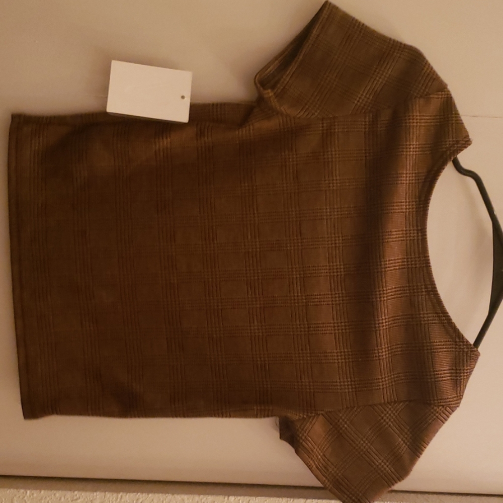 Crop top - Picture 2 of 3